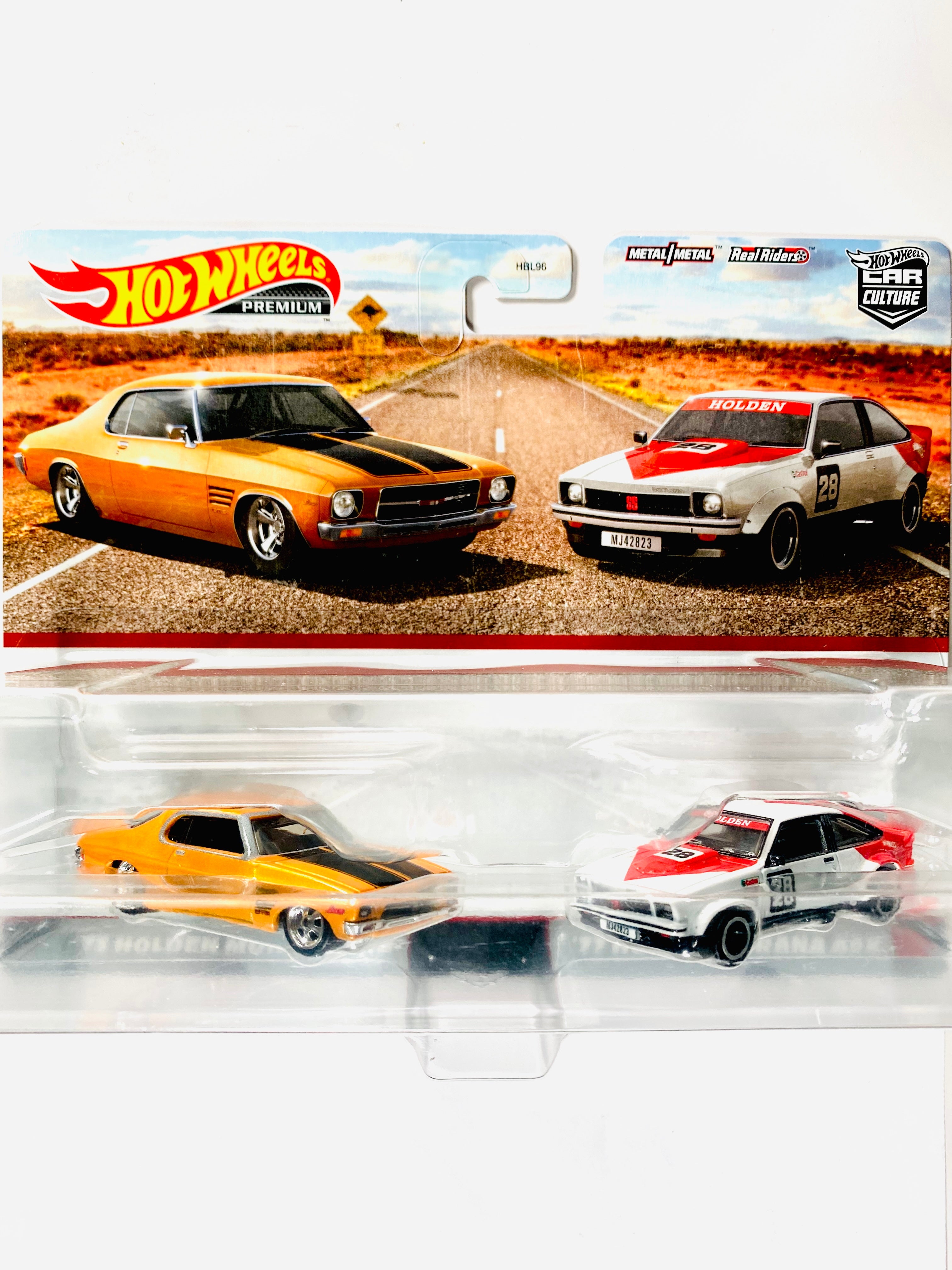 Hot Wheels 2023 Target Exclusive 2 Pack '73 Holden Monaro GTS