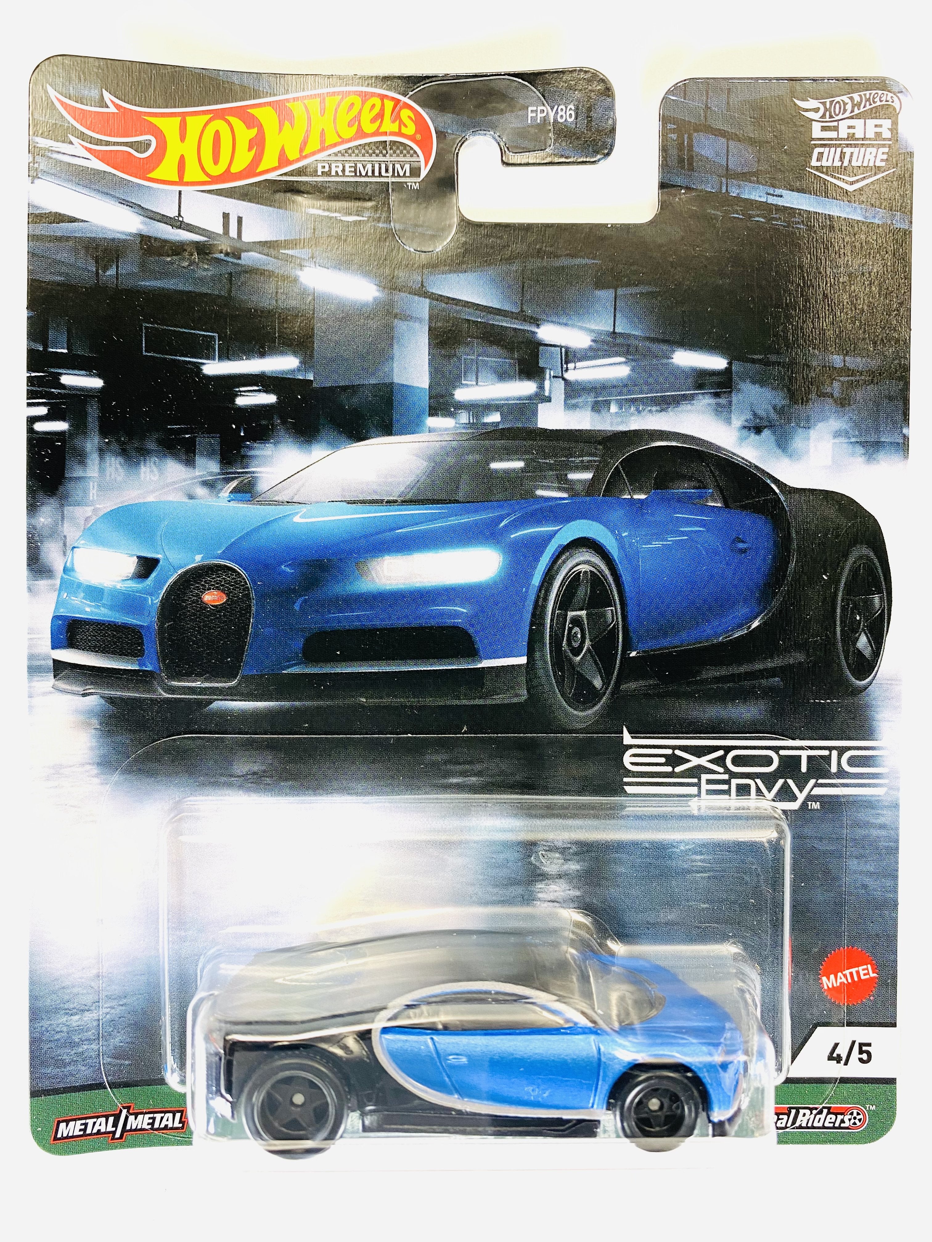 Erotik qizlar Katta kokrak va lateks video