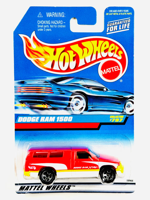Hot Wheels 1998 Collectors Dodge Ram 1500 - Damaged Card/Yellow Blister