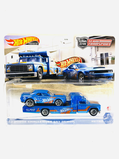 Hot Wheels 2021 Team Transport Case L '18 Dodge Challenger SRT Demon & Rig - Damaged Blister