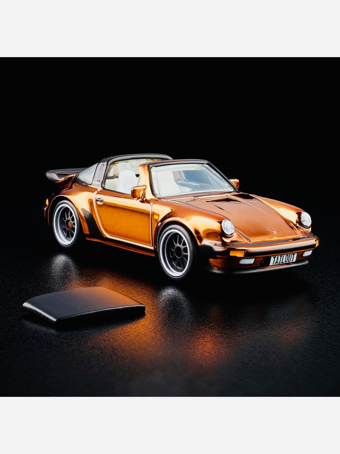 Hot Wheels 2026 RLC Exclusive 1988 Porsche 911 Targa Turbo - Open
