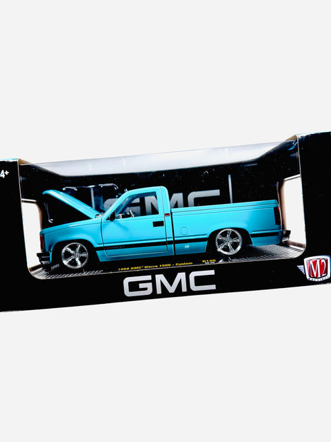 M2 Machines 1/24 Scale 1988 GMC Sierra 1500 Custom Truck - Damaged Box