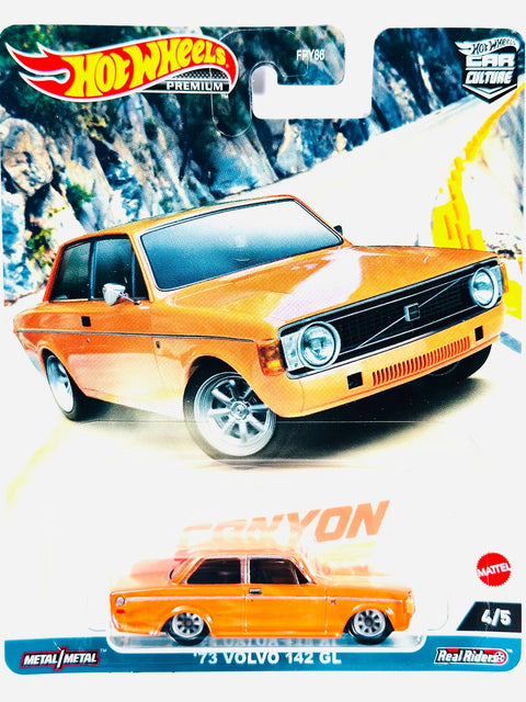Hot Wheels 2023 Car Culture Canyon Warriors '73 Volvo 142 GL - Damaged Card