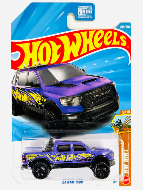 Hot Wheels HW Dirt '23 Ram 1500 (234/250) - Damaged Card/Blister