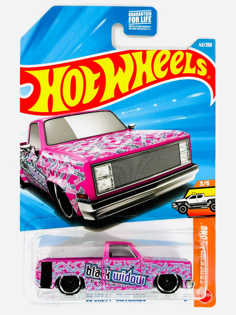 Hot Wheels Truckin' Along '83 Chevy Silverado (42/250) - Damaged Card/Blister