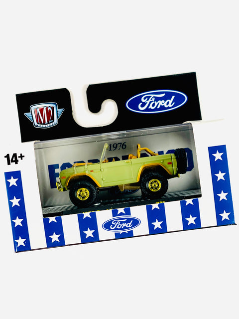 M2 Machines Auto-thentics 1976 Ford Bronco Chase