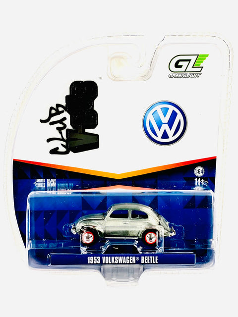 Greenlight Club V-Dub Series 22 1953 Volkswagen Beetle Dark Red Raw Chase