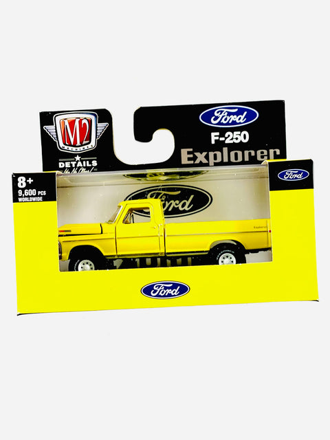 M2 Machines Auto-thentics 1972 Ford F-250 Explorer 4X4 - Damaged Box/Blister