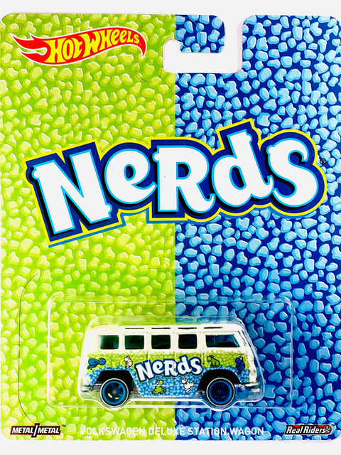 Hot Wheels 2017 Pop Culture Nerds Candy Volkswagen Deluxe Station Wagon - Damaged Card