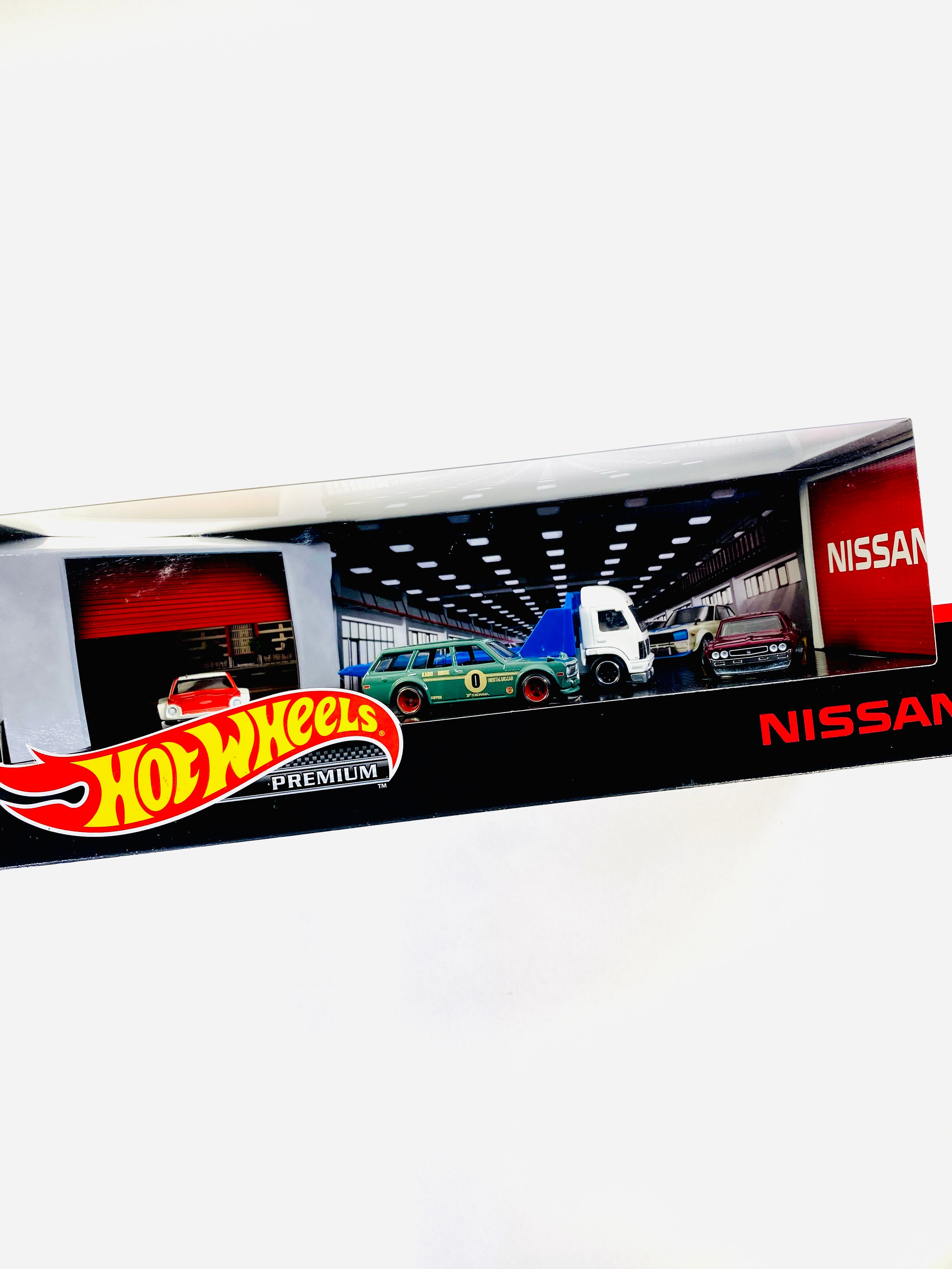 Hot Wheels 2020 Wal-Mart Exclusive Car Culture Premium Nissan Box