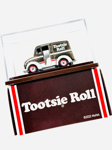 Matchbox Mattel Creations 2022 Tootsie Roll Divco