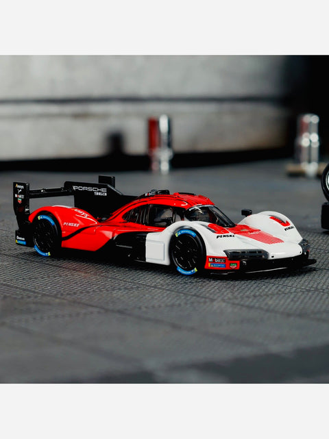 Hot Wheels 2026 RLC Exclusive Elite 64 Porsche 963 - Damaged Card