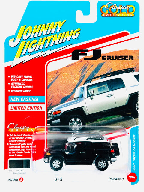 Johnny Lightning Classic Gold Collection 2007 Toyota FJ Cruiser Black Diamond