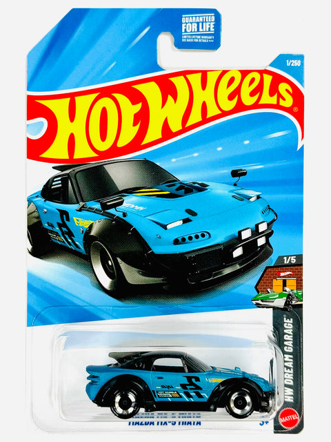 Hot Wheels HW Dream Garage Mazda MX5 Miata (1/250) - Damaged Card/Blister