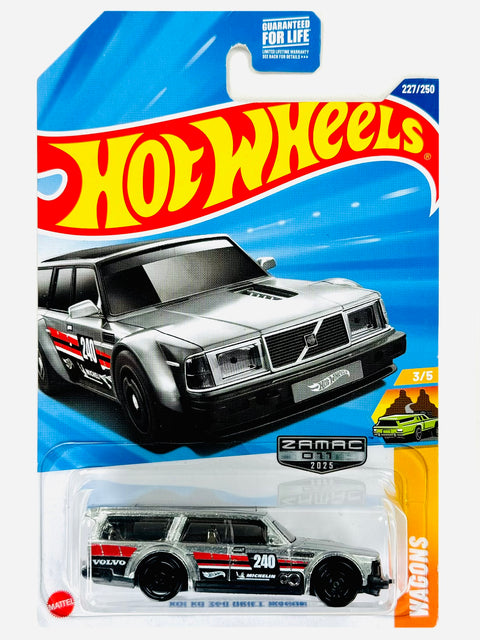 Hot Wheels Wagons Zamac Volvo 240 Drift Wagon (227/250) - Damaged Card/Blister
