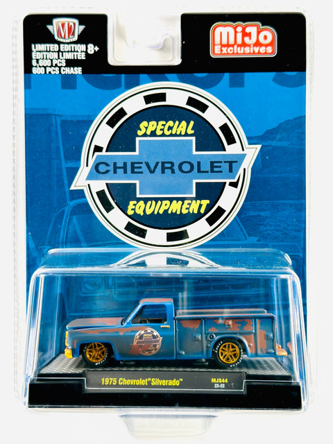 M2 Machines 1975 Chevrolet Silverado Special Equipment Utility Truck Chase - Damaged Card/Blister