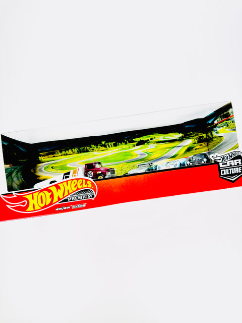 Hot Wheels Wal-Mart Exclusive Porsche 917KH Gulf Jaguar E-Type Benz 300 SL Carry on RR Diorama - Damaged Box