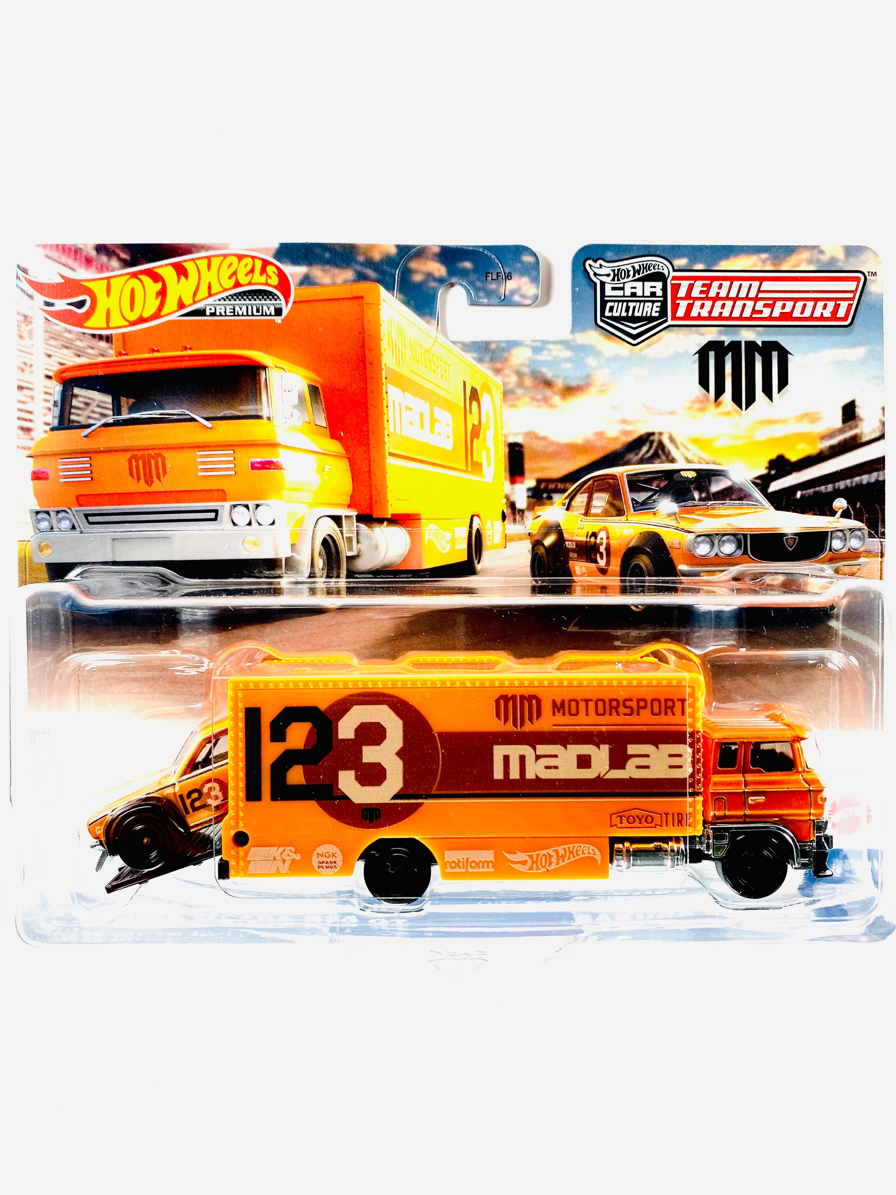 Hot Wheels 2023 Team Transport Case V Mad Mike Mazda RX3 GT & Sakura S Jcardiecast