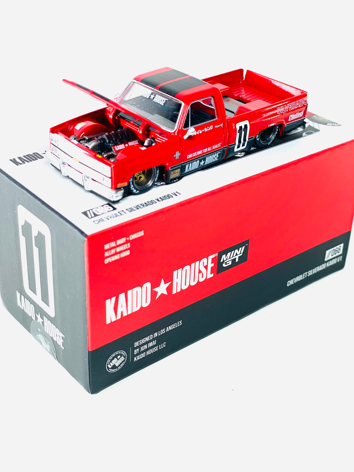 In Stock- Kaido House x Mini GT 1:64 Chevrolet Silverado 1983
