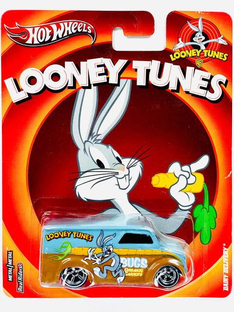 Hot Wheels 2013 Pop Culture Looney Tunes Bugs Bunny Dairy Delivery - Damaged Card