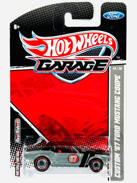Hot Wheels Garage Custom '67 Ford Mustang Coupe Gray & Black - Damaged Card/Blister