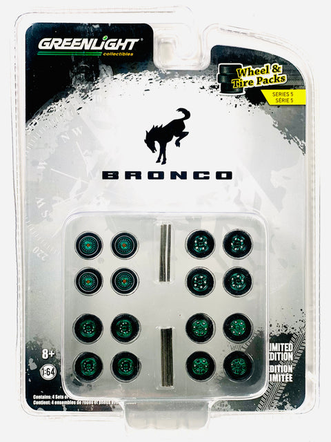 Greenlight Bronco Wheel Kit & Tire Pack Chase - Damaged Blister
