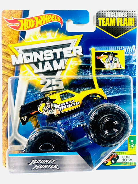 Hot Wheels 2017 Monster Truck & Car Monster Jam Edge Glow Bounty Hunter (4/4) - Damaged Card