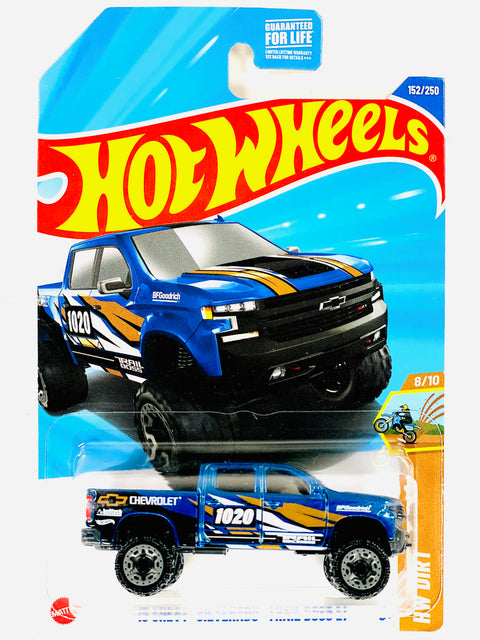 Hot Wheels 2025 HW Dirt '19 Chevy Silverado Trail Boss LT - Soft Corners