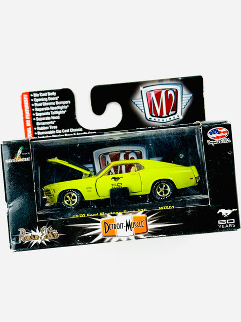 M2 Machines Auto-thentics Detroit Muscle 1970 Ford Mustang Boss 429 Chase - Damaged Box