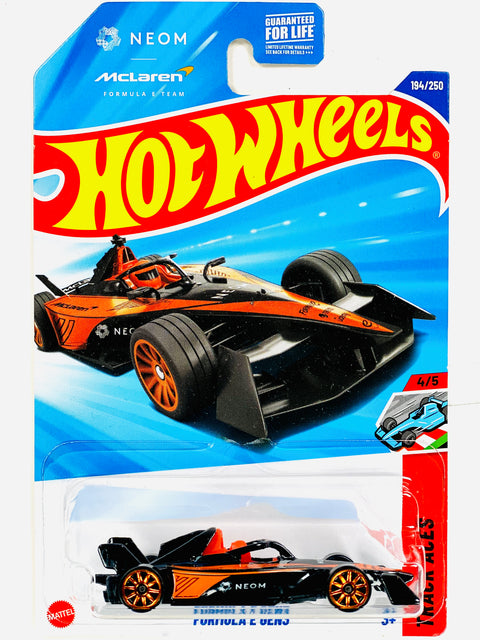 Hot Wheels Track Aces Neom McLaren Formula E GEN3 - Damaged Card