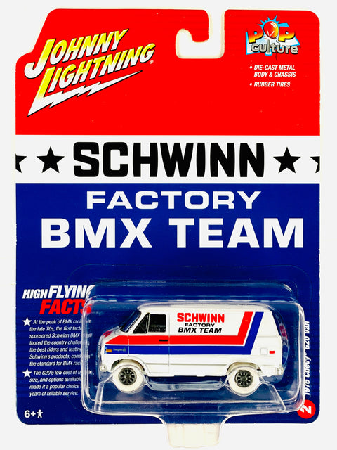 Johnny Lightning Pop Culture Schwinn Factory BMX Team 1976 Chevy G20 Van Chase