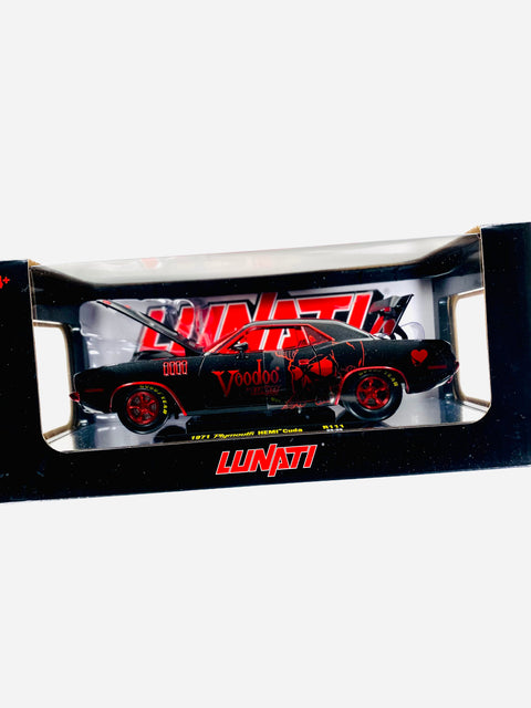 M2 Machines 1/24 Scale Voodoo by Lunati 1971 Plymouth HEMI Cuda Chase - Damaged Box