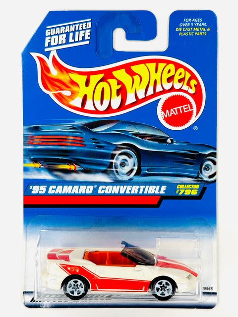 Hot Wheels 1998 Collectors '95 Camaro Convertible - Damaged Card