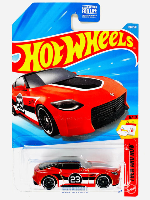 Hot Wheels Then and Now 2023 Nissan Z Orange 121/250 - Damaged Card