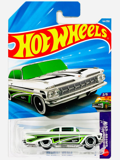 Hot Wheels Layin' Low '59 Chevy Impala White (44/250) - Damaged Card