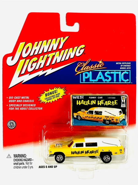Johnny Lightning 2002 Classic Plastic Haulin Hearse Funny Car