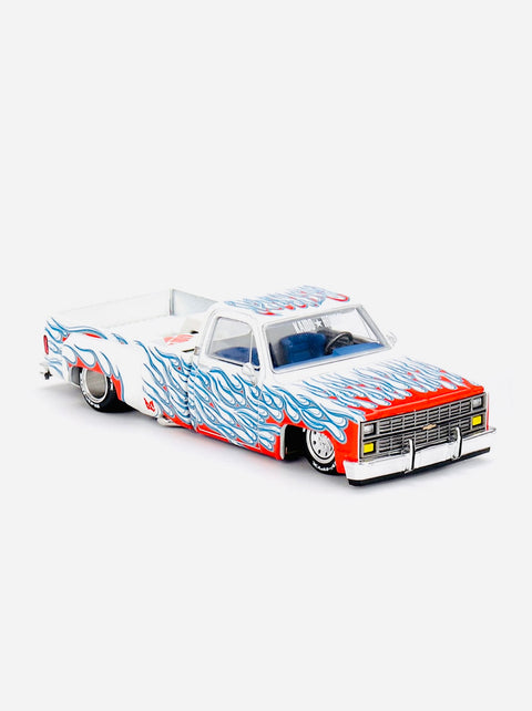 Mini GT x Kaido House Collab Chevrolet Silverado Dually on Fire V2 #157