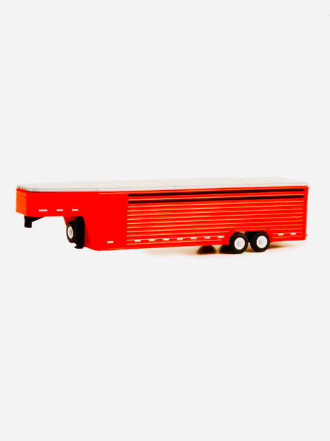 Greenlight Hitch & Tow 26 Foot Vertical 3 Hole Gooseneck Livestock Trailer in Red