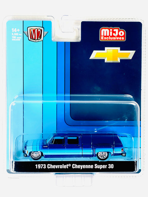 M2 Machines 1973 Chevrolet Cheyenne Super 30 Dually W/ Camper Shell Blue