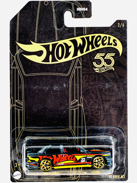 Hot Wheels 2023 Pearl & Chrome 55th Anniversary Series '92 BMW M3 (2/6)