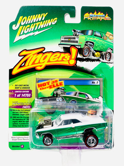 Johnny Lightning Street Freaks Zingers 1966 Chevy Chevelle White Lightning Pearl & Zinger Green Metallic - Damaged Card
